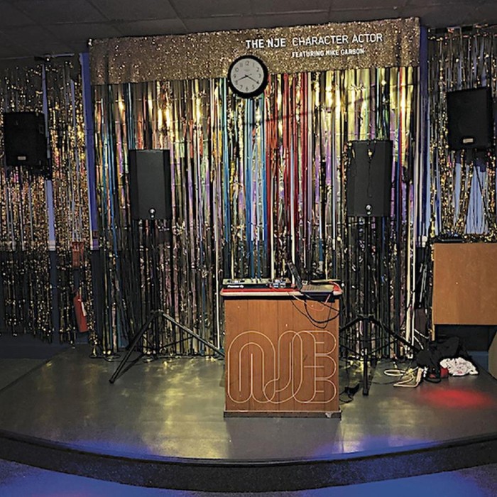 Near Jazz Experience Feat. Mike Garson - Character Actor - Ep