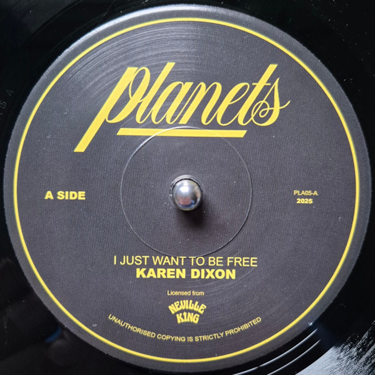 Karen Dixon - I Just Want To Be Free / Dub To Be Free