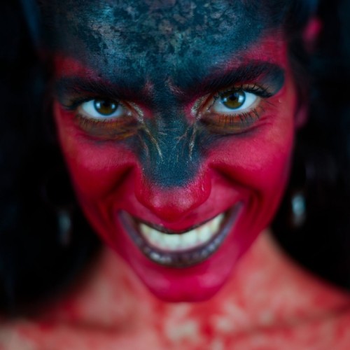 Dalila Kayros - Khthonie