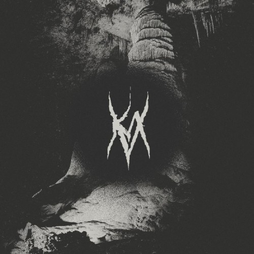 Kaverna - Un Monolito En Llamas Quiebra El Horizonte