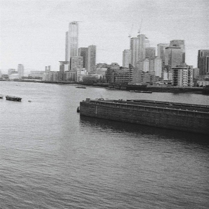 Girls In Synthesis - Now Here's An Echo From Your Future (Grey Vinyl)