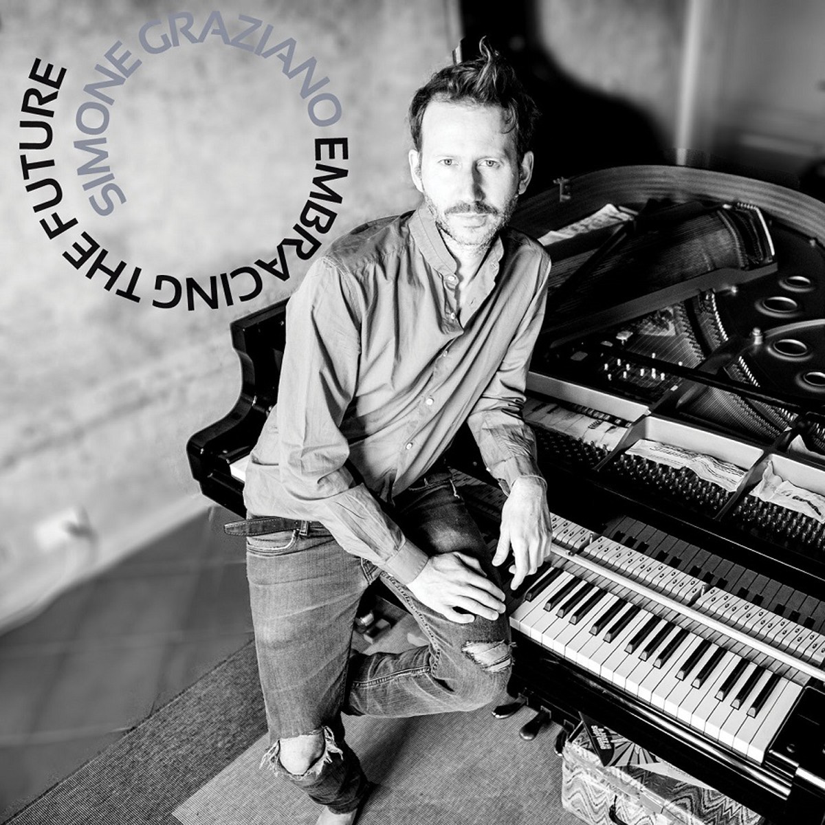 Simone Graziano - Embracing The Future