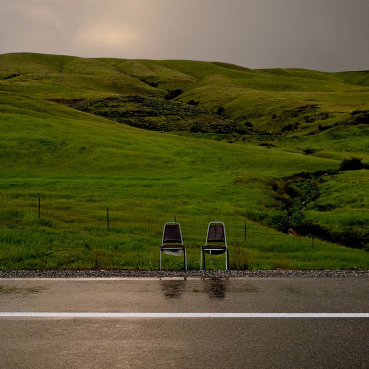 Hand - Other Side Of The World