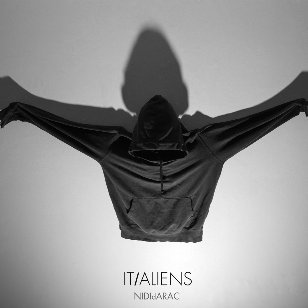 Nidi D'Arac - It / Aliens