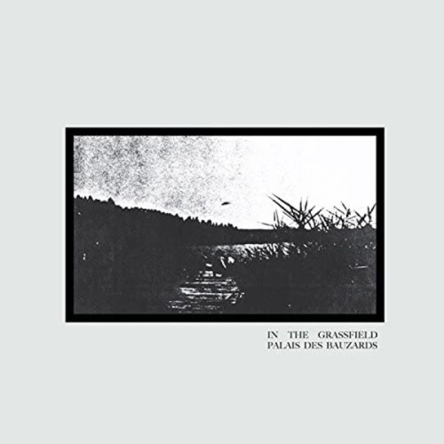 Palais Des Bauzards - In The Grassfield