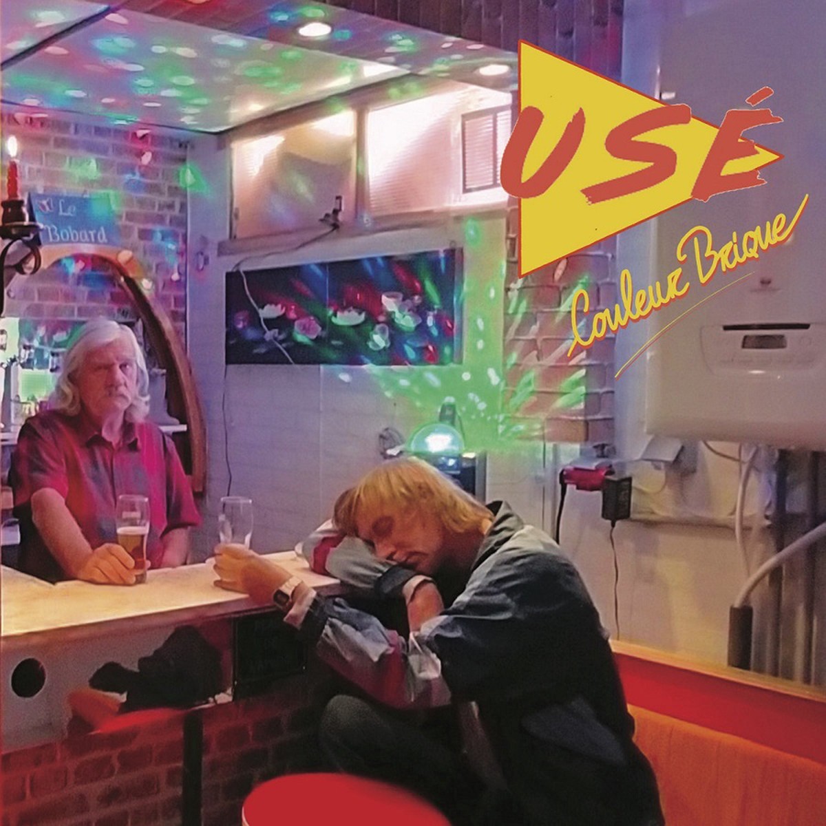 Use - Couleur Brique