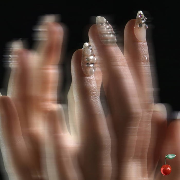 Cecile Believe - Plucking A Cherry From The Void (Clear Vinyl)